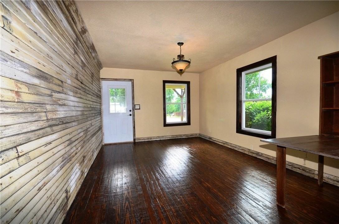 1421 N Cleveland Ave - Photo 3 of 33