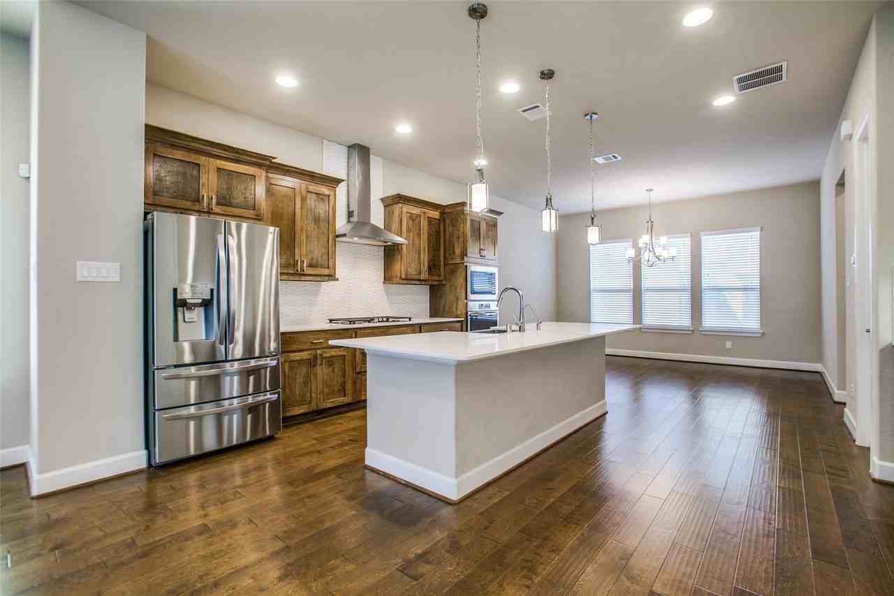 7819 Verona Pl - Photo 4 of 24