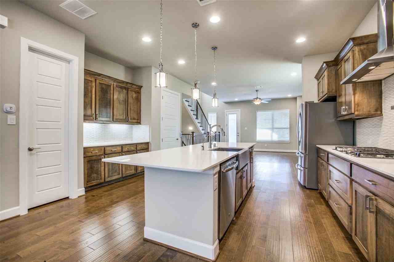 7819 Verona Pl - Photo 6 of 24