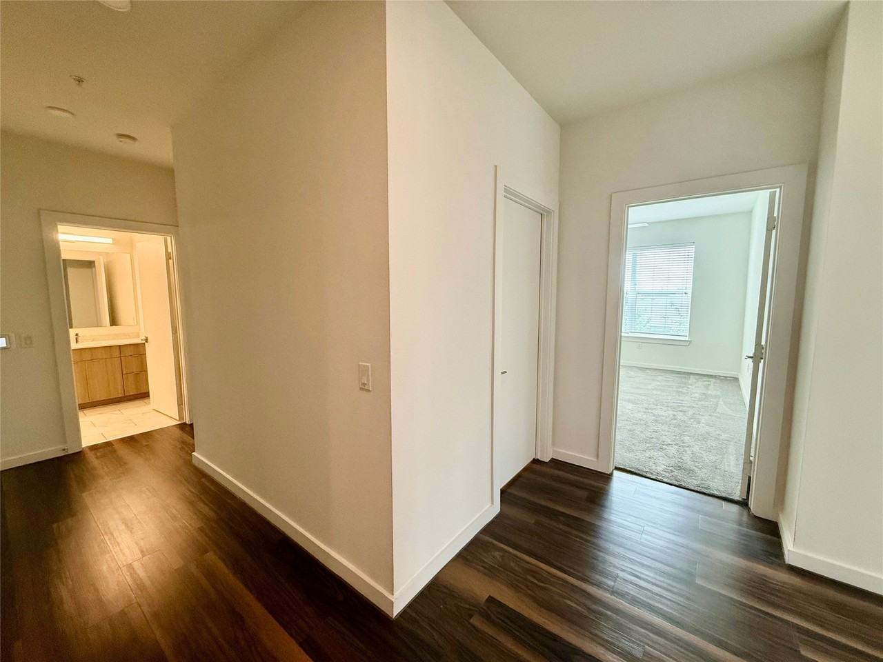7450 Coronado Ave #301 - Photo 6 of 17