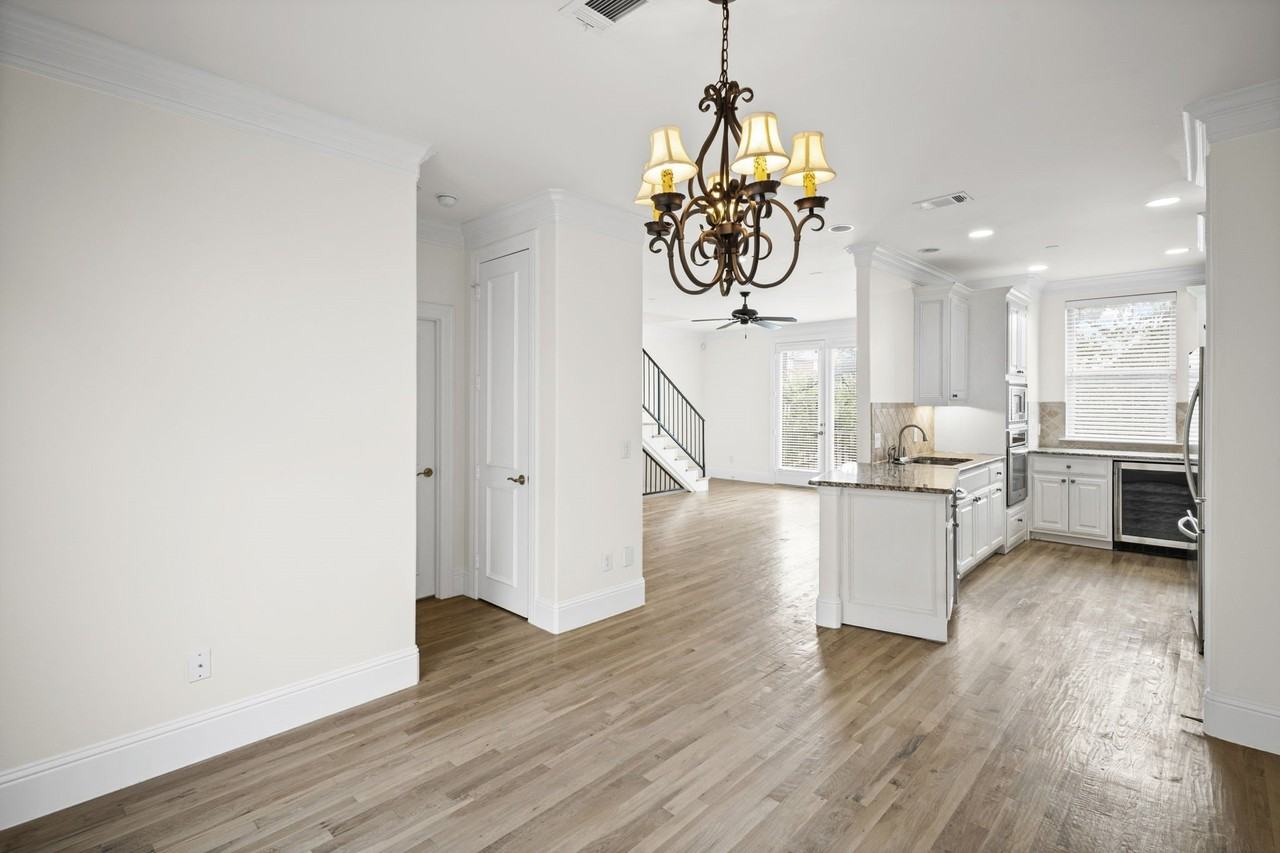 4144 Grassmere Ln #4 - Photo 7 of 27