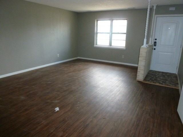 5209 Llano St - Photo 3 of 17