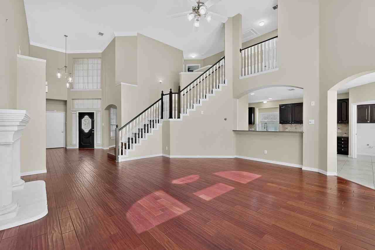 1812 Meadow Ridge Dr - Photo 6 of 40