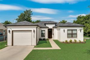 featured image of 3001 Fernwood Ave