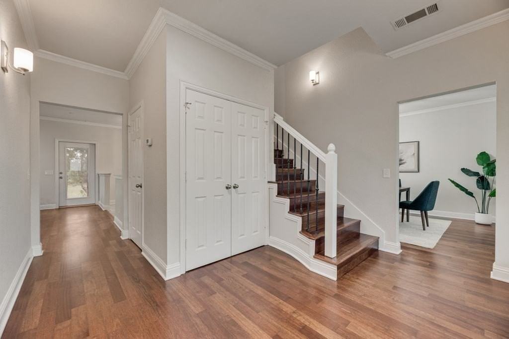 5855 County Road 408 - Photo 3 of 29
