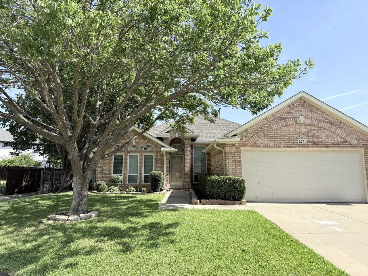 2751 Crystal Glenn Cir - Photo 4 of 26