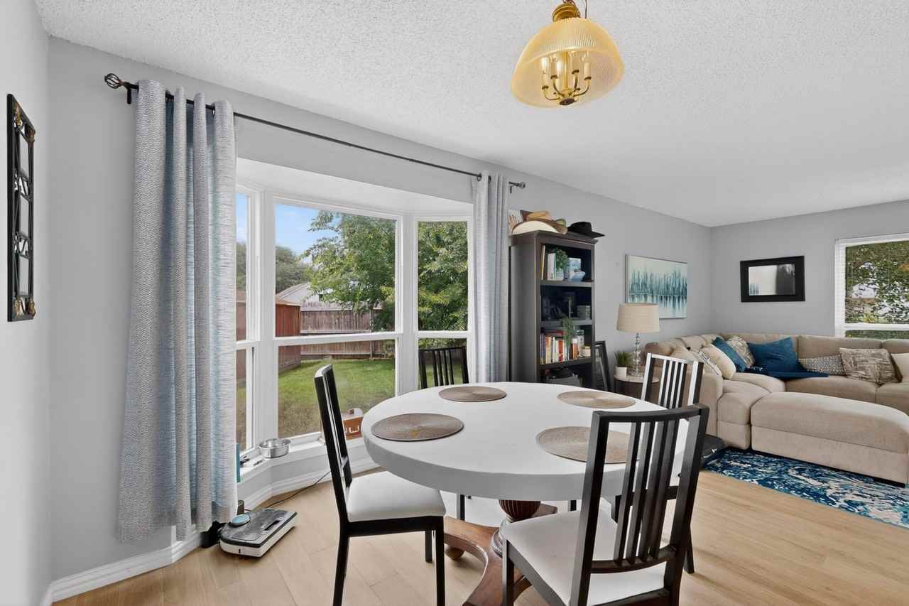 233 Brittany Ct - Photo 6 of 35