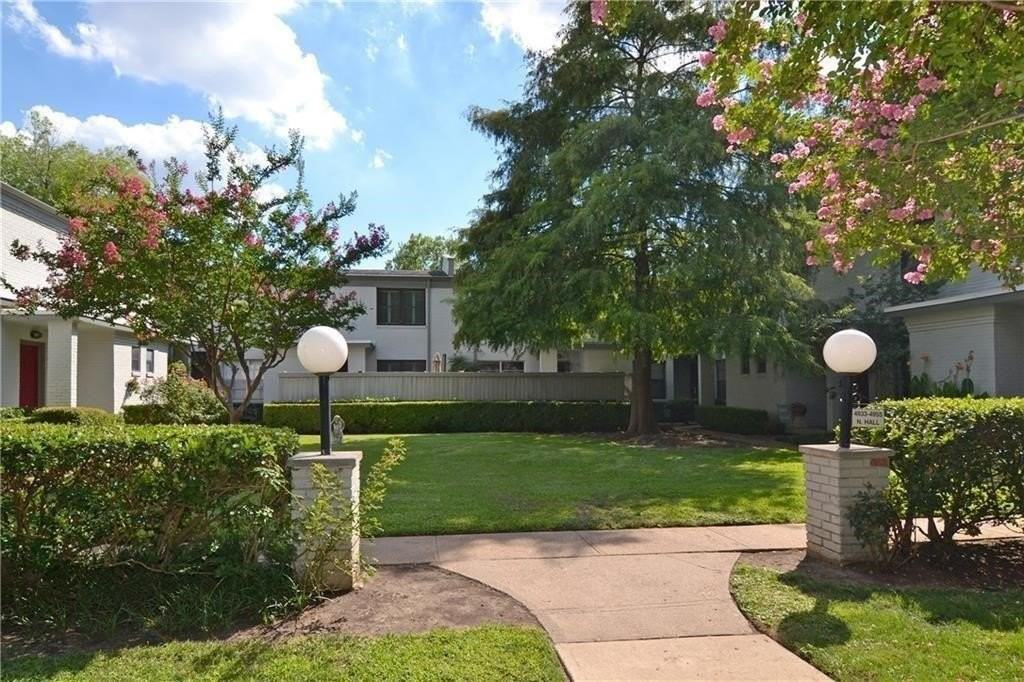 4945 N Hall St - Photo 2 of 19