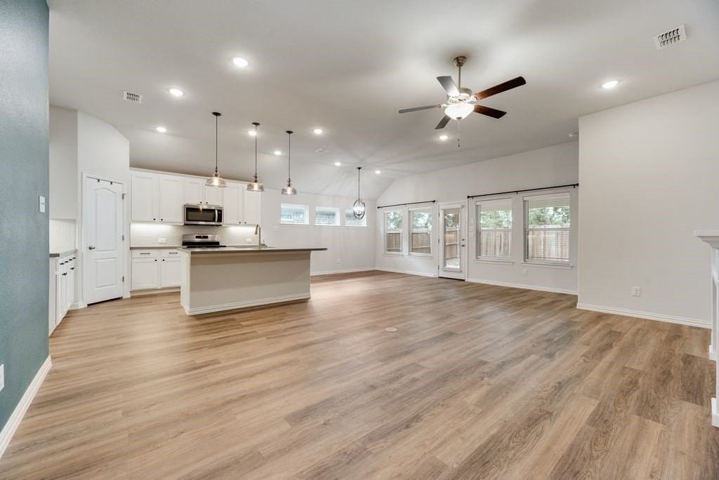 2819 Willow Ln - Photo 5 of 23
