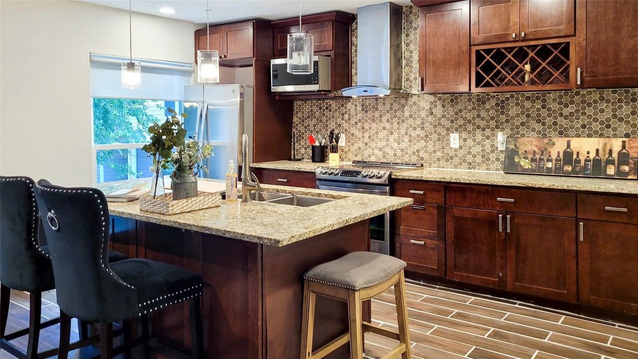 5815 Phoenix Dr #12 - Photo 2 of 12