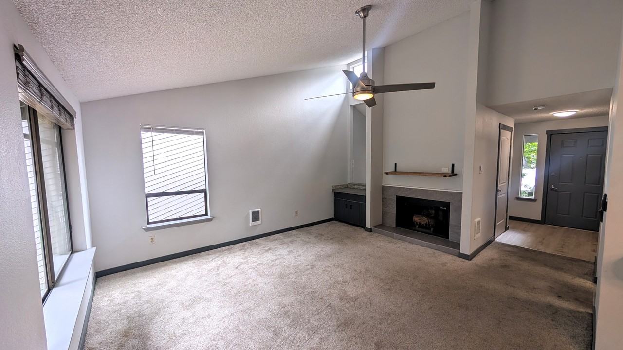 6363 Harbor Sunset Pl #A4 - Photo 4 of 27