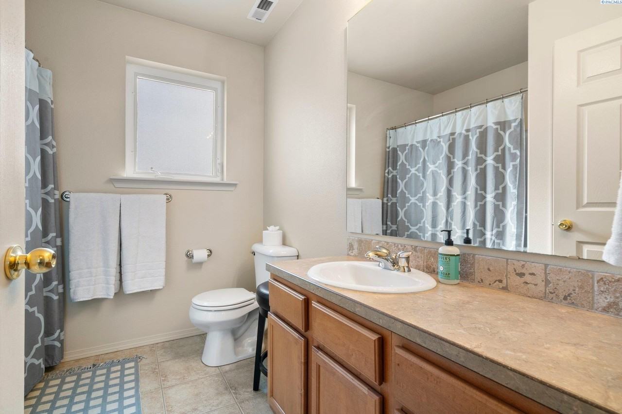 6005 Mia Ln - Photo 5 of 41