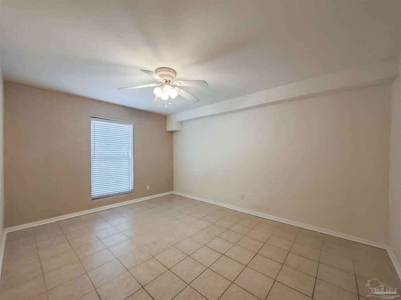 710 Scenic Hwy - Photo 6 of 16