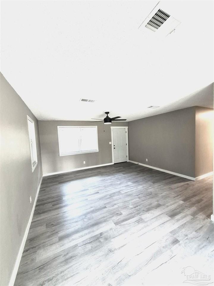 206 Shadow Lawn Ln - Photo 2 of 12