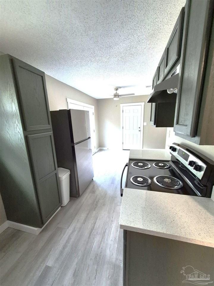 206 Shadow Lawn Ln - Photo 5 of 12
