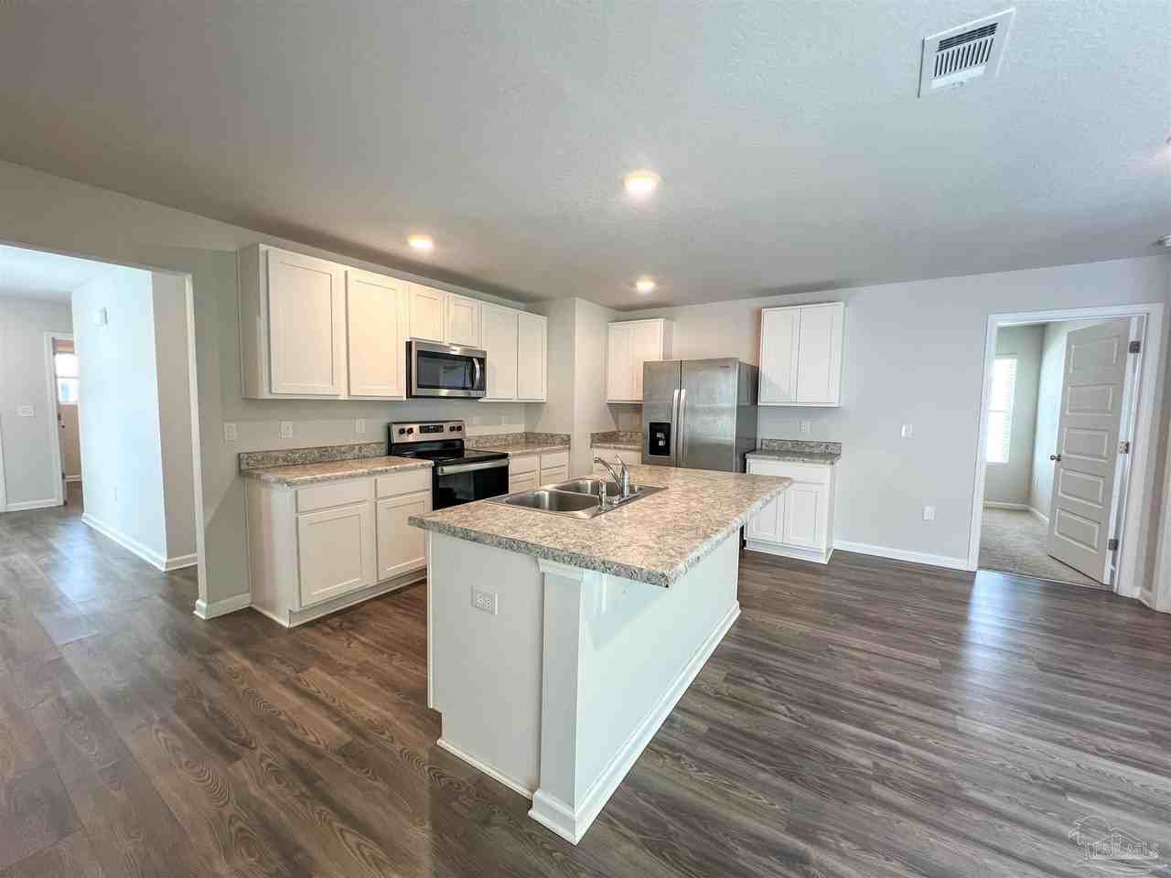 5257 Peach Dr - Photo 6 of 28