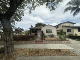 featured image of 1001 E Montecito St