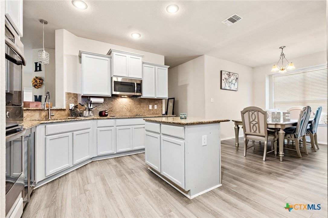 6800 Mustang Creek Rd - Photo 4 of 31