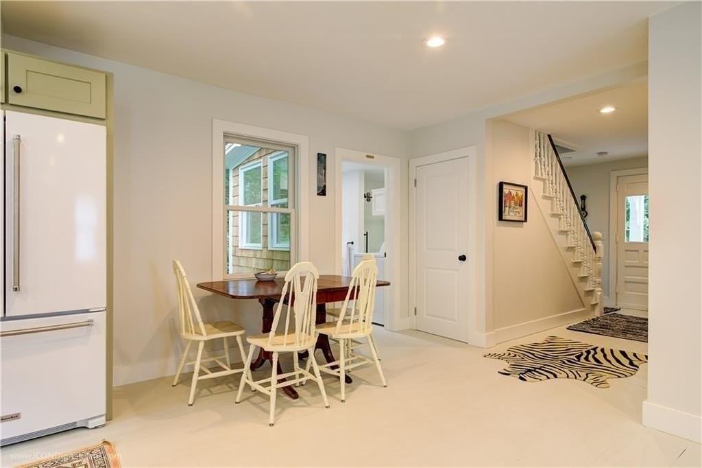 59 Melrose Ave - Photo 7 of 28