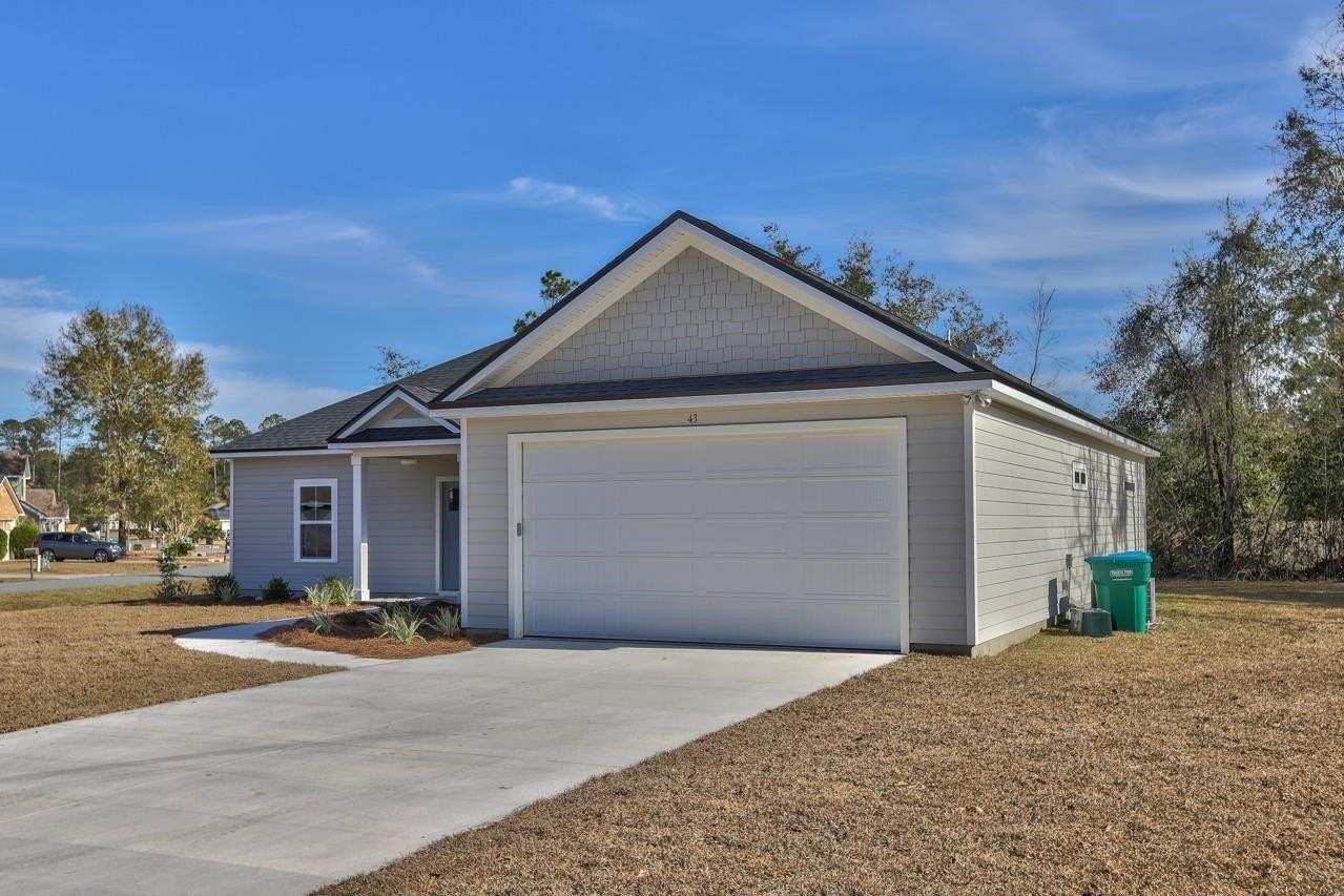 43 Sarlan Garden Dr - Photo 6 of 41