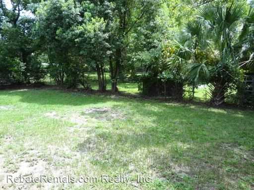 3429 Victoria Park Rd - Photo 3 of 9