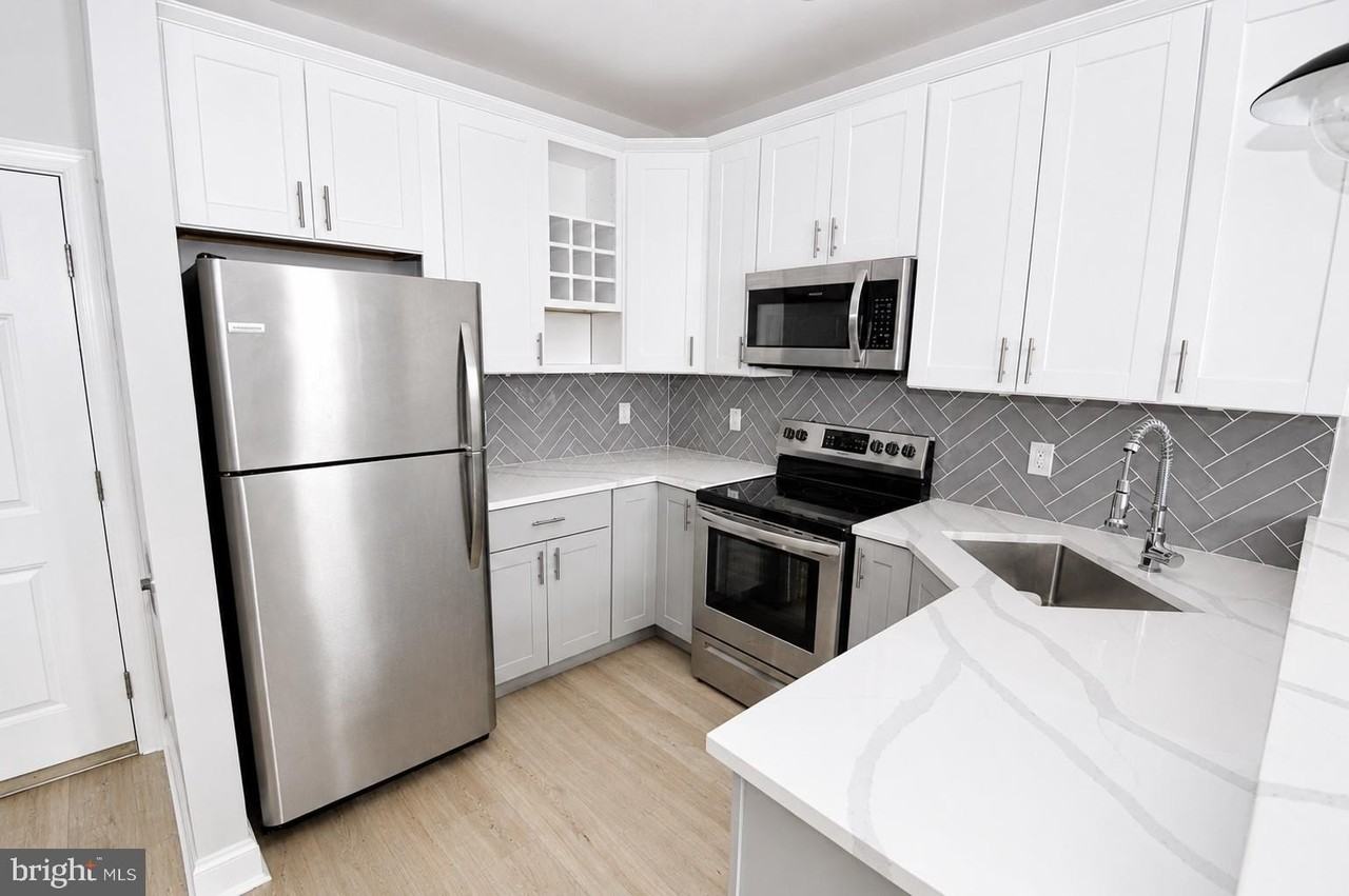 23 E Union St ## 27 - Photo 2 of 13