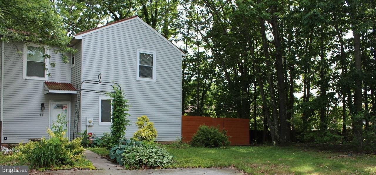 44 Edinshire Rd - Photo 2 of 17