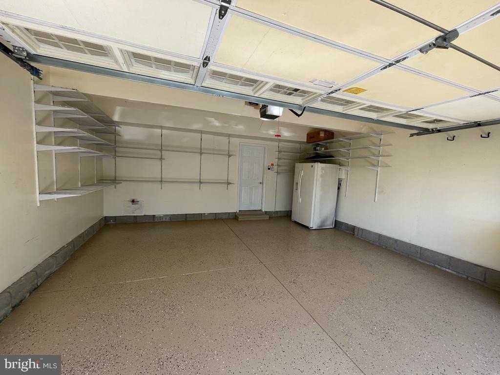 42 Haddon Ct - Photo 6 of 12