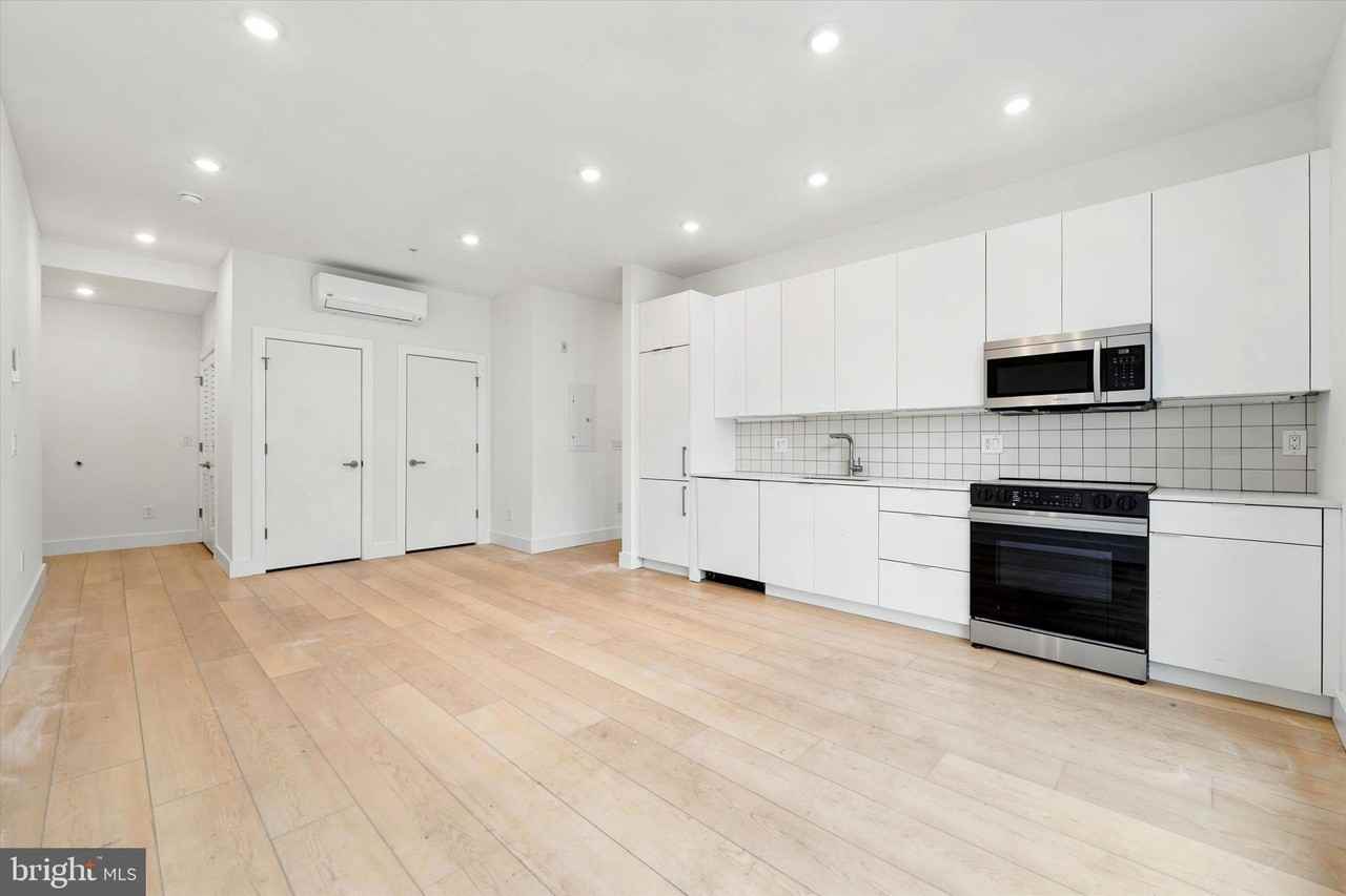 2406 Frankford Ave #14A - Photo 7 of 15
