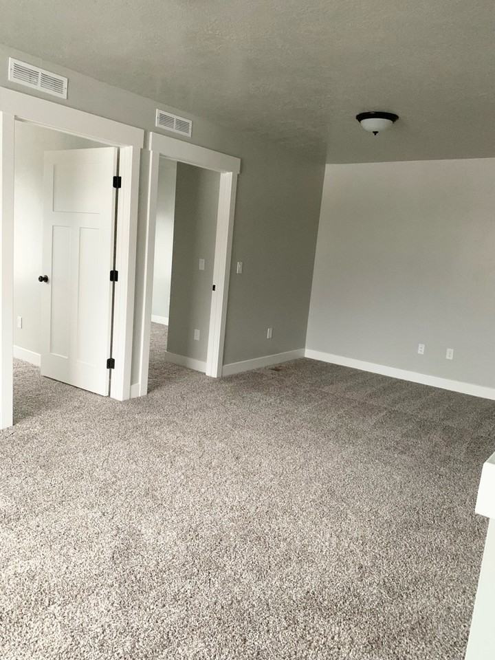 435 N 800 W - D - 103 #103 - Photo 5 of 5