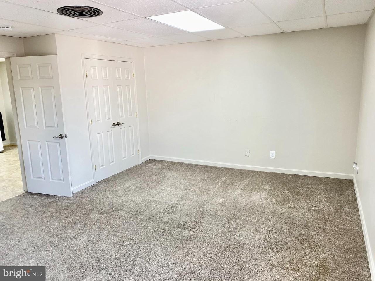 306 S Main St #B - Photo 7 of 10