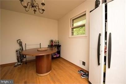 10505 Forest Ave - Photo 6 of 25