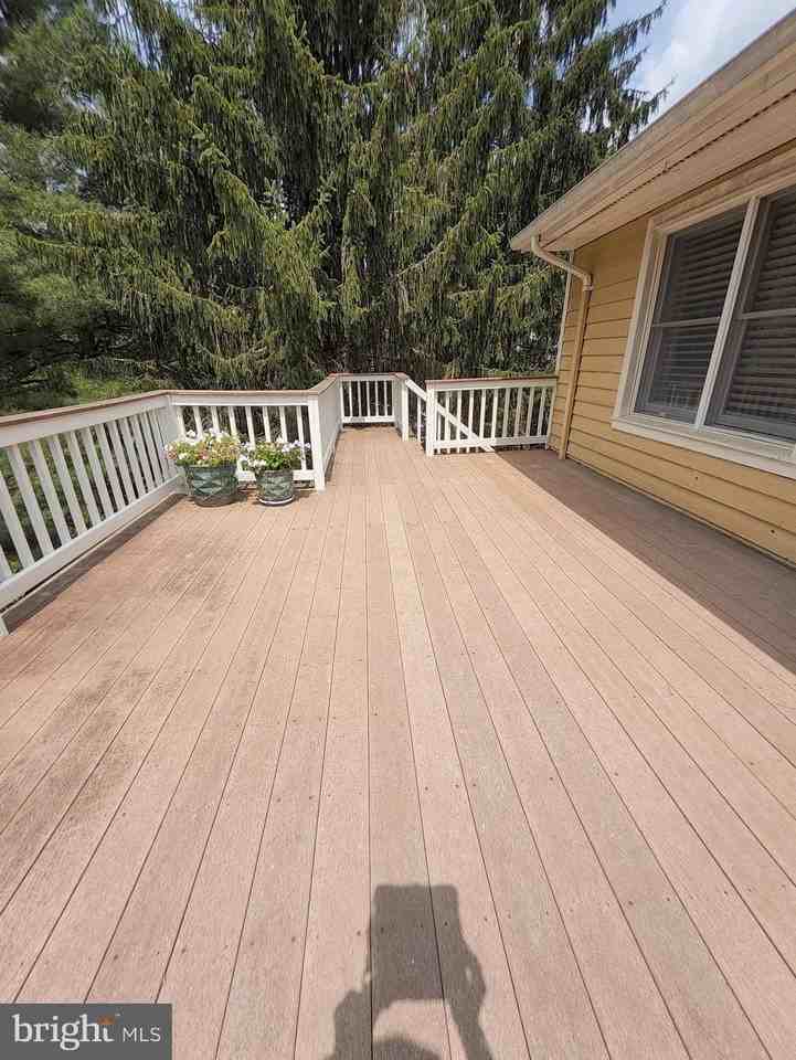 6486 Corbin Ln - Photo 2 of 17