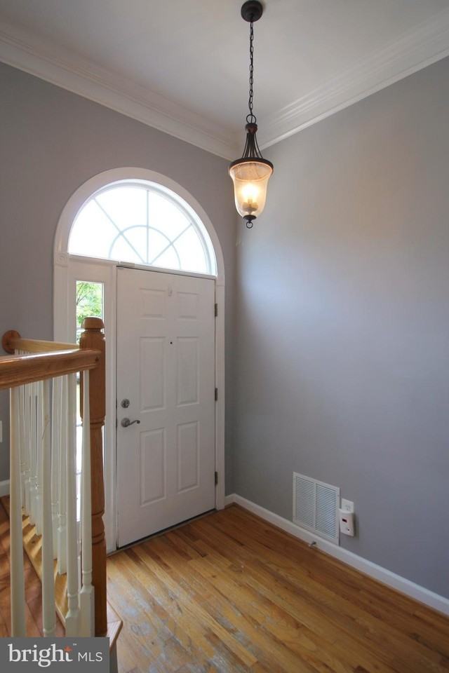 3800 Elmwood Towne Way - Photo 3 of 32