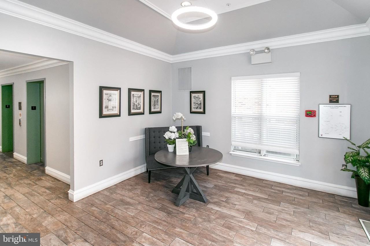 2204 Westcourt Ln #306 - Photo 6 of 26