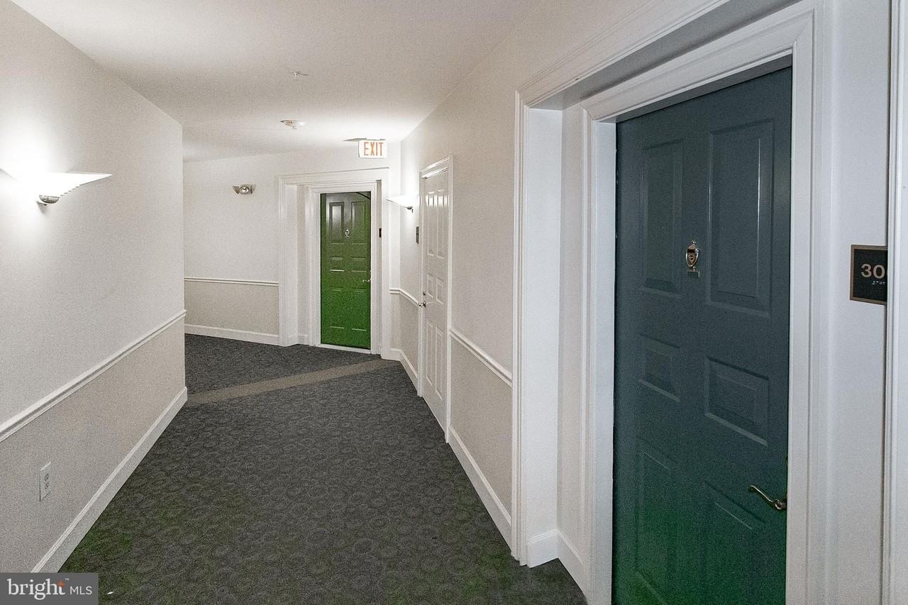 2204 Westcourt Ln #306 - Photo 7 of 26