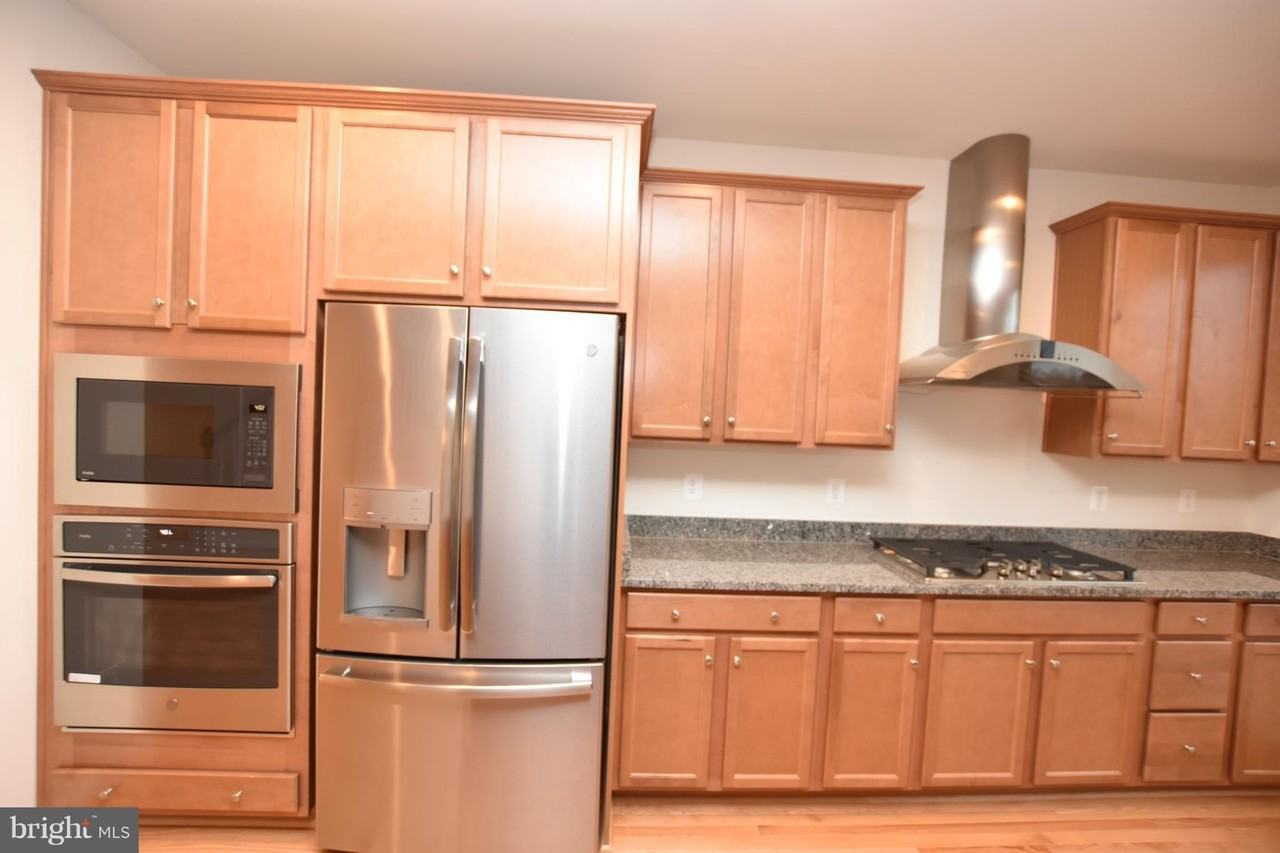 42452 Dogwood Glen Sq - Photo 4 of 25