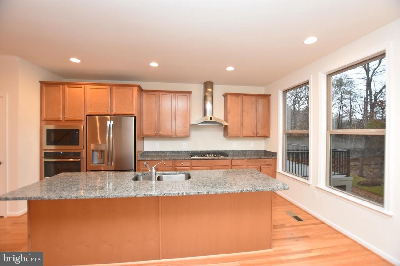 42452 Dogwood Glen Sq - Photo 6 of 25