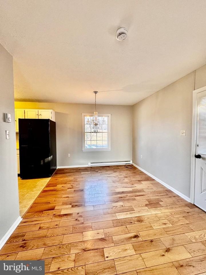 1112 Opequon Ave - Photo 4 of 9