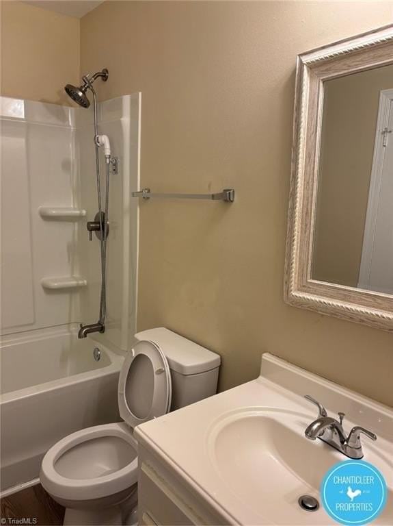 508 E Harden St #G - Photo 7 of 10