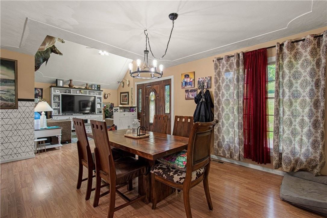 3054 Bedillion Rd - Photo 5 of 47