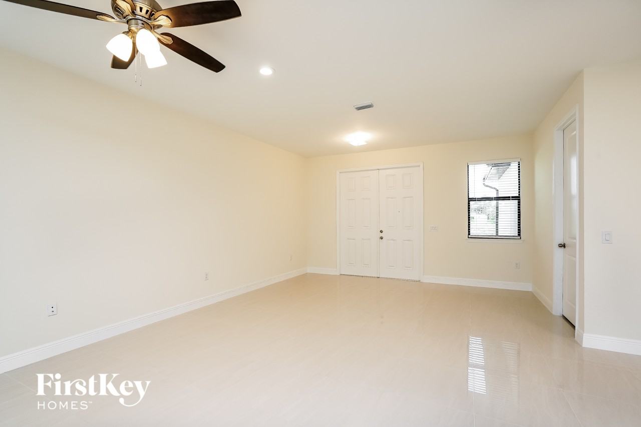 3404 26th St Sw - Photo 3 of 15