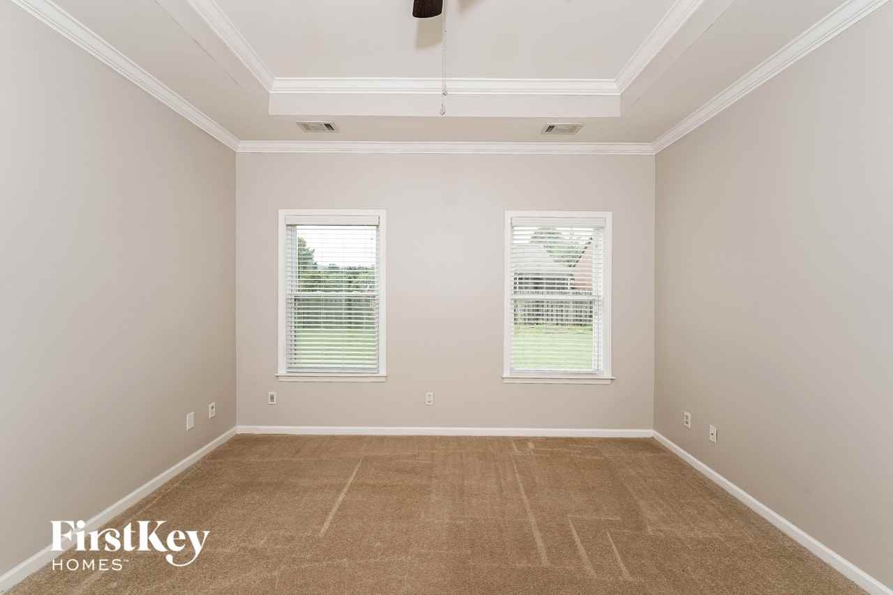 995 Valley Cir - Photo 7 of 15