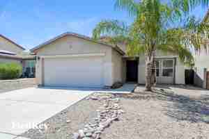 featured image of 5747 W King Snake Dr