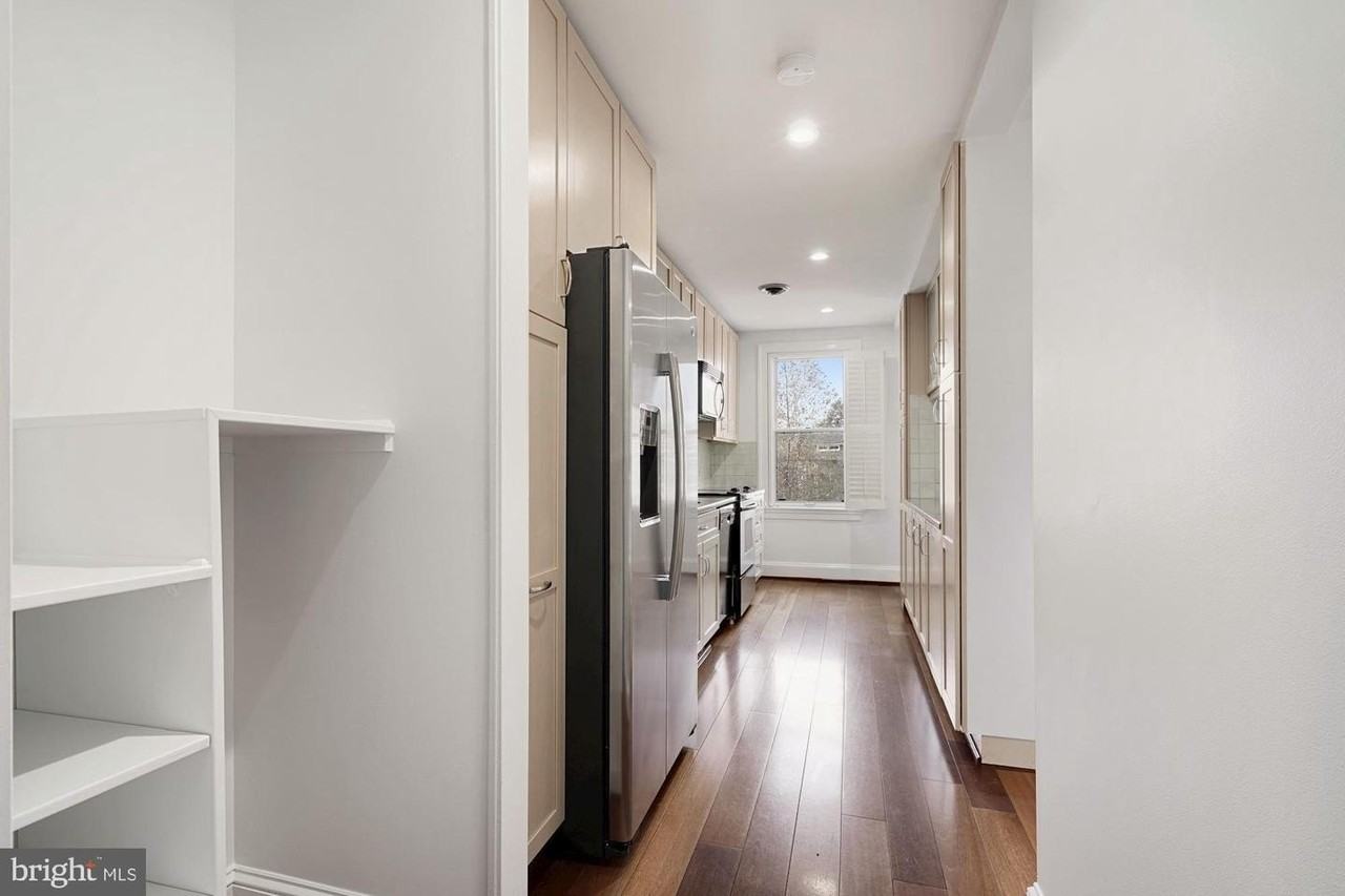 1675 Wisconsin Ave Nw - Photo 5 of 36