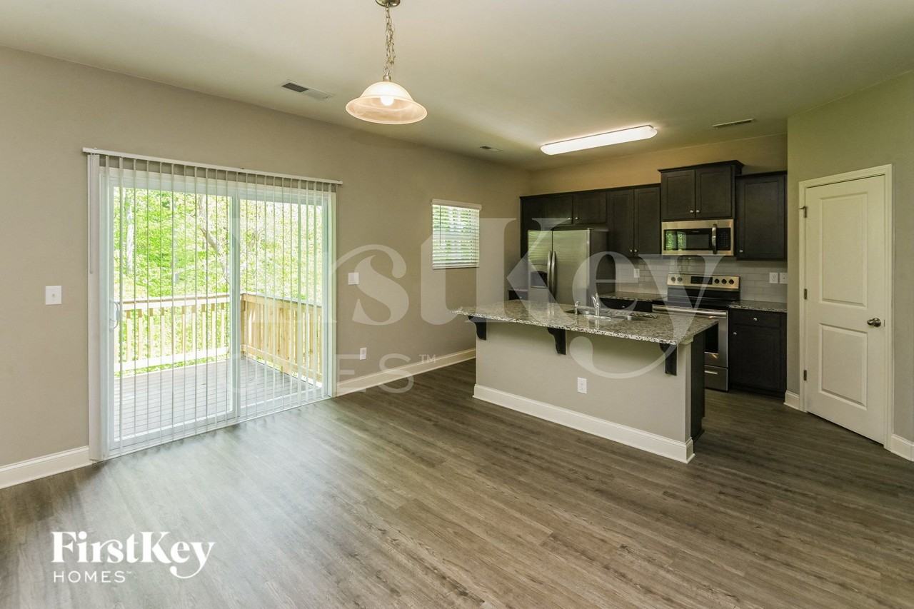 9553 Blue Knoll Ct - Photo 6 of 15