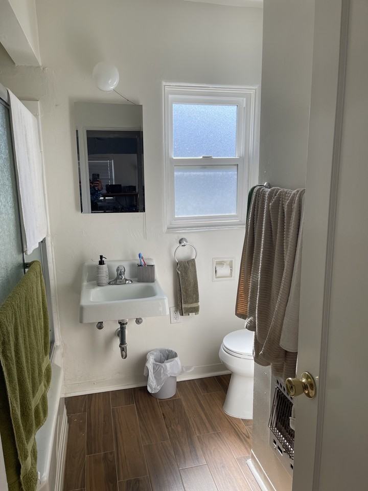 471 Branch St #471B - Photo 7 of 13
