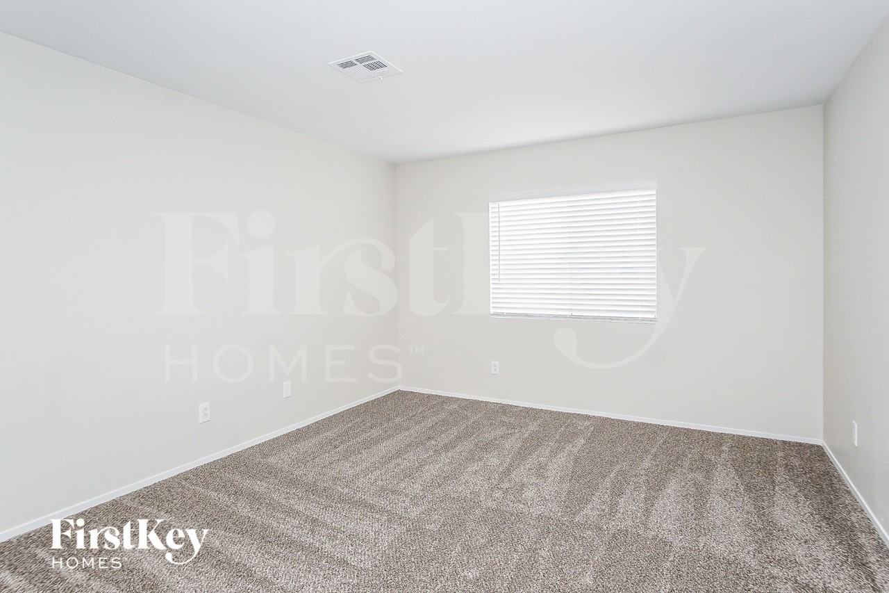 4600 W La Madre Way - Photo 6 of 15