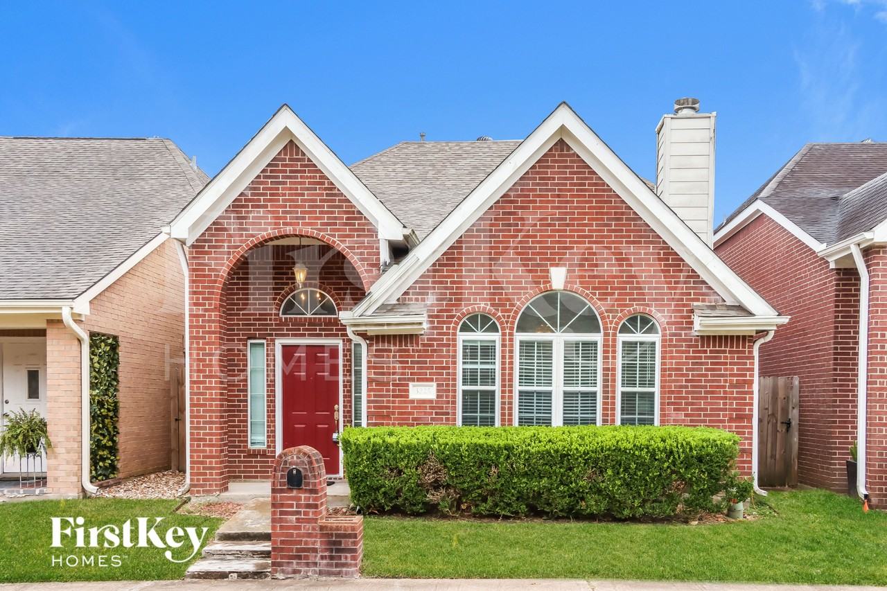 3225 Continental Dr