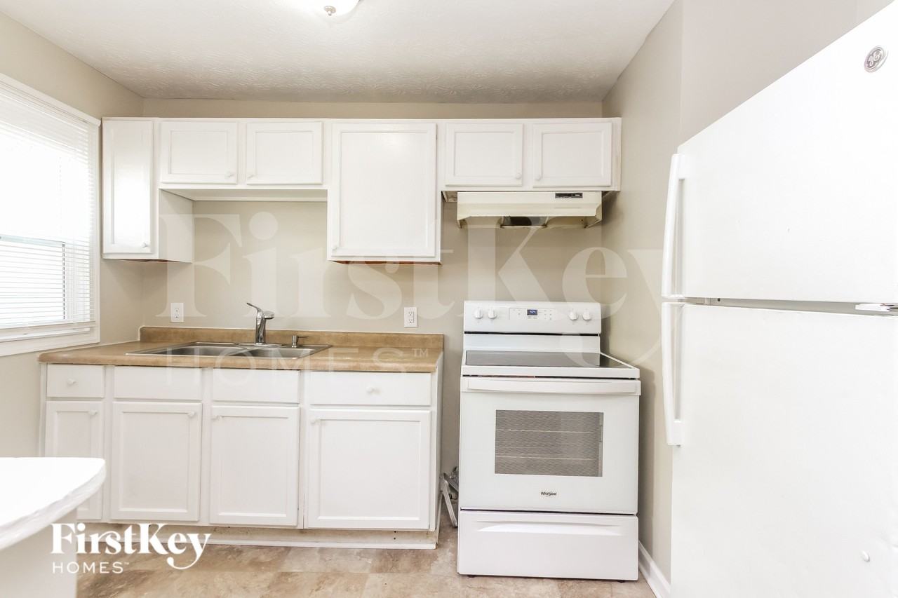 2337 Calhoun St - Photo 5 of 16
